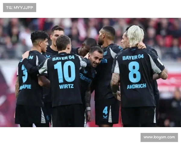 德甲赛场惊现大冷门 强队纷纷失意底层球队逆袭成亮点