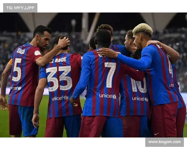 西甲球队主场表现解析 强队优势与弱队困境的对比分析