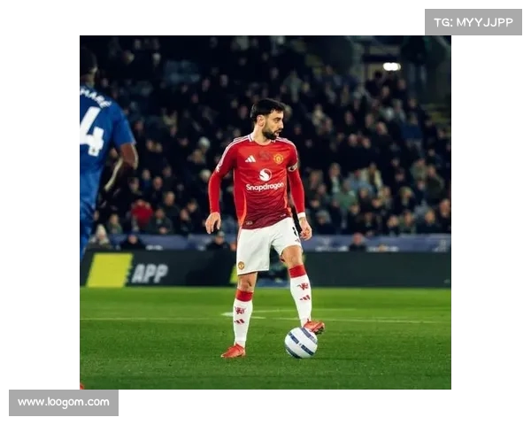 曼联球迷盛赞B费夺冠冷静表现 称其为称职队长典范 曼联球迷盛赞B费夺冠冷静表现 称其为称职队长典范